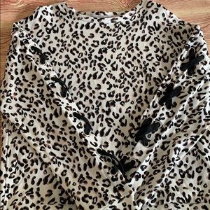 Cheetah Print Lace Up Sleeves Sweatshirt